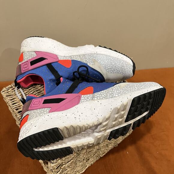 Men's 12 Nike Air Huarache Utility Premium Safari 806979-104 Shoes Running White - Picture 4 of 7